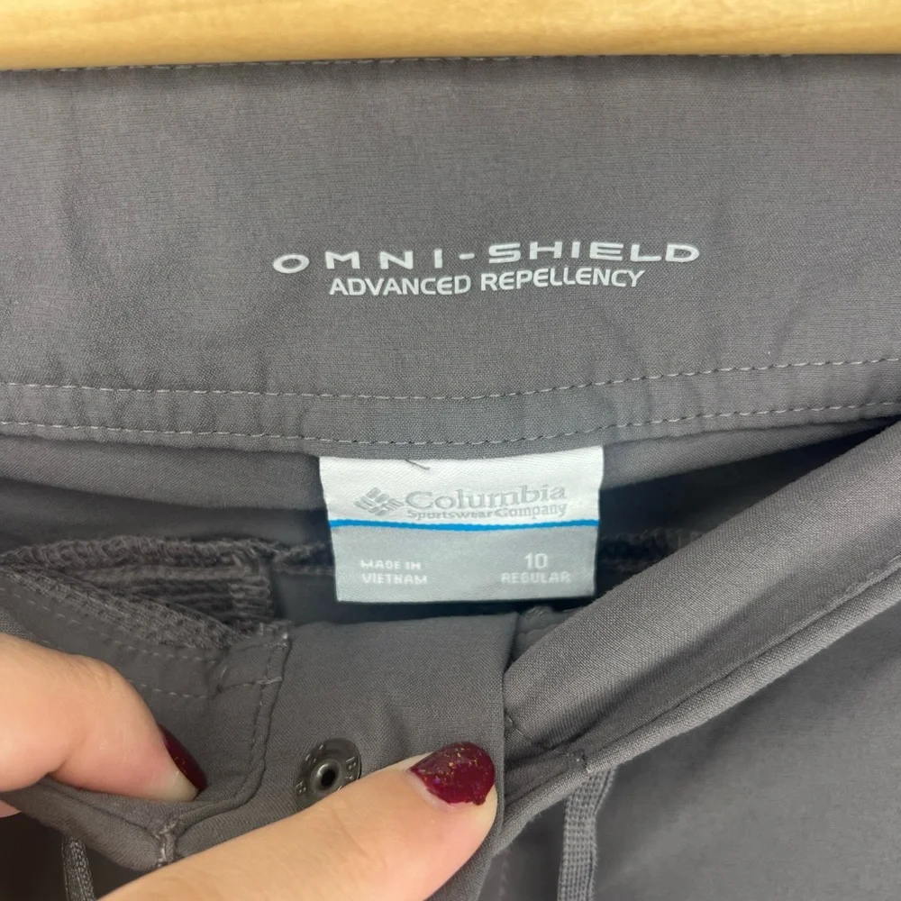 Columbia Women’s Omni Shield Advanced Repellency Active Wear Pants Sz 10 - Picture 3 of 5